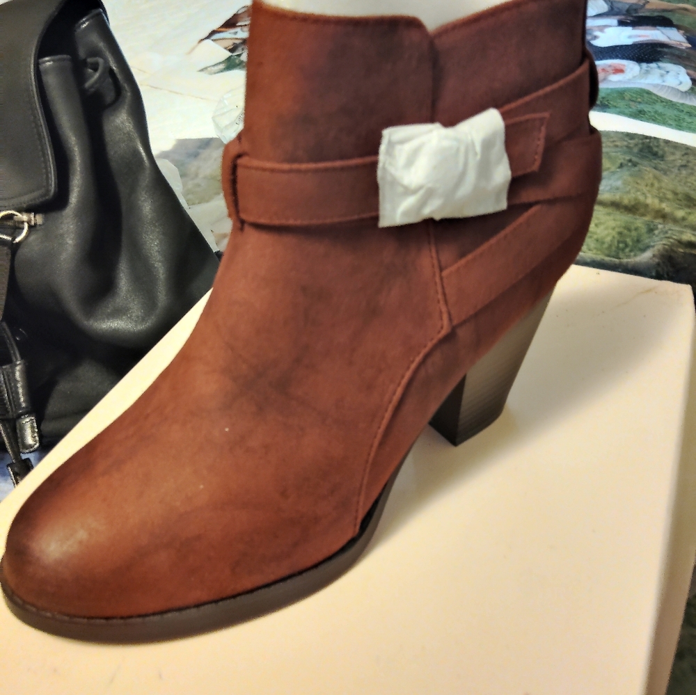 Women's ankle boots